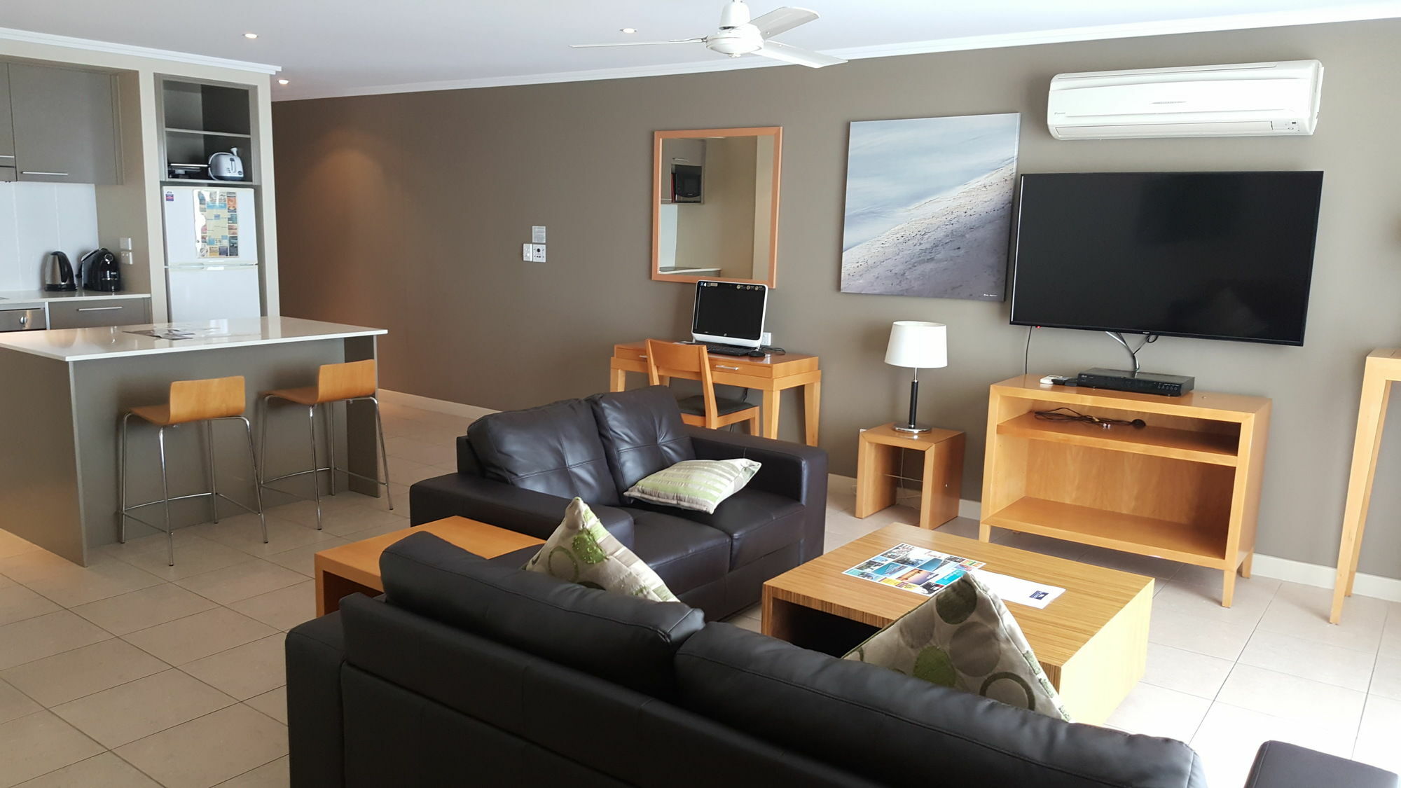 Pier Resort Urangan